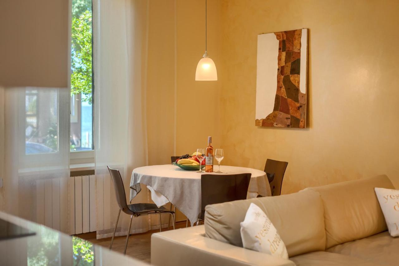 Casa Parenzana Apartment Porec Bagian luar foto